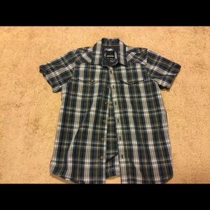 Men’s prAna shirt